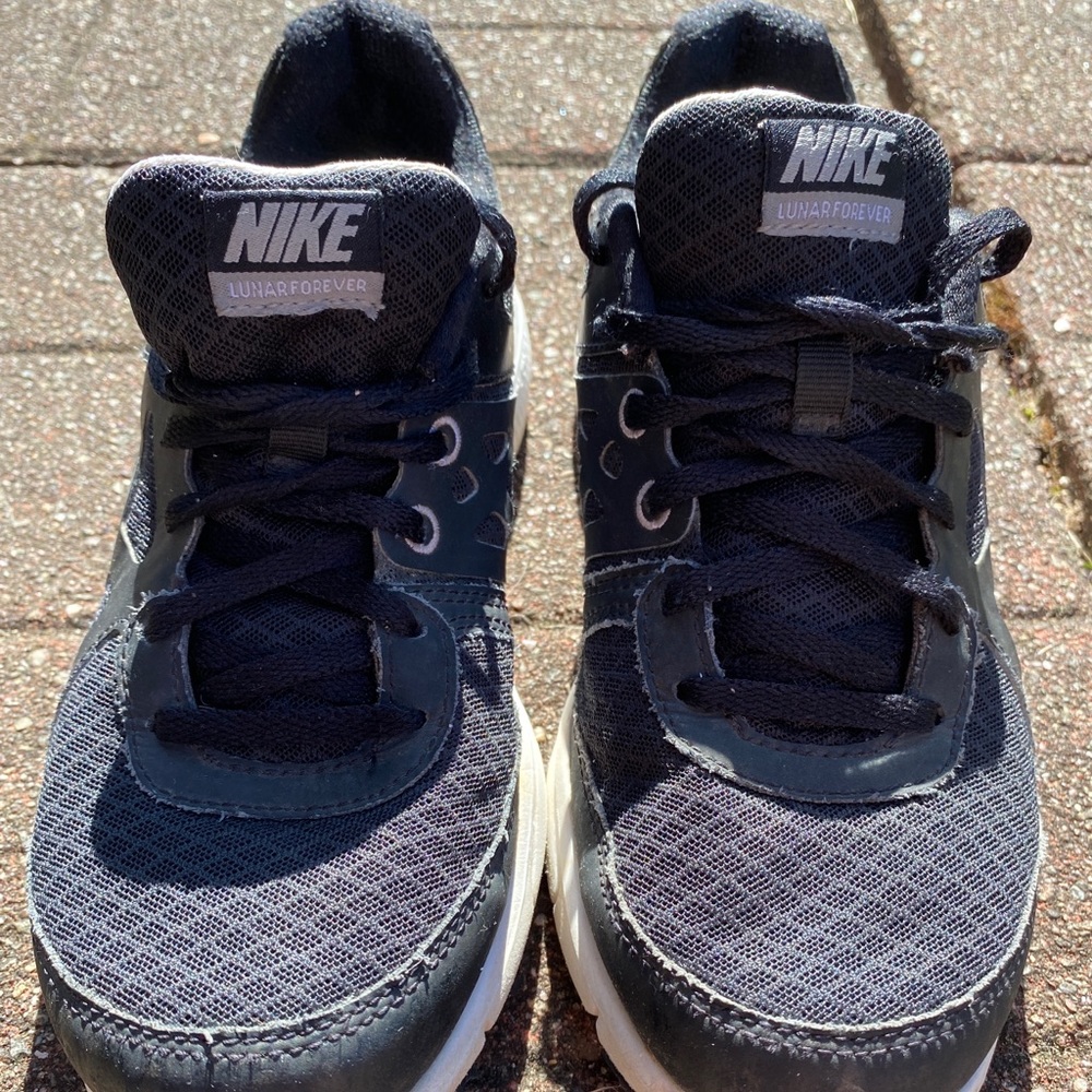 nike running shoes